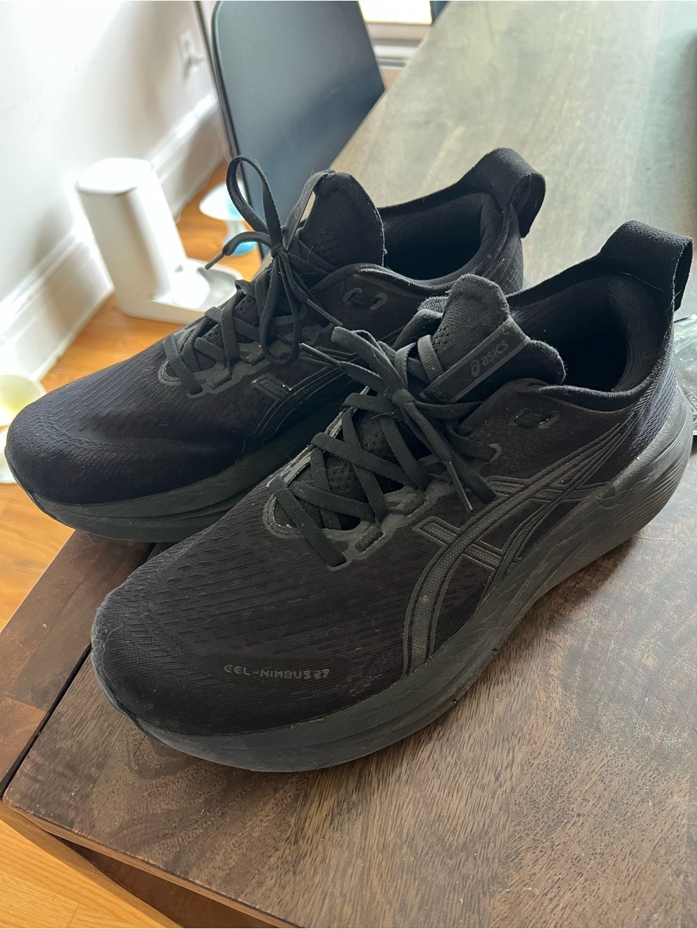 ASICS gel nimbus 27 men’s 11 black